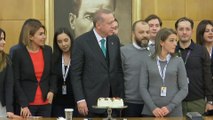 Cumhurbaşkanı Erdoğan'a gazetecilerden doğum günü sürprizi - İSTANBUL