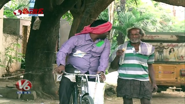 Bithiri Sathi Imitates Hrithik Roshan | Sathi Selling Ginger Candies | Teenmaar News | V6 News