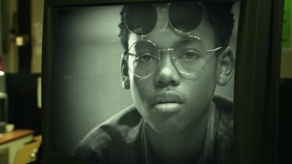 Everything Sucks! - Extrait "Wonderwall" VO