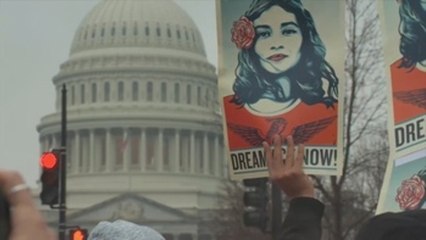 Tribunal Supremo de EEUU rechaza intervenir en la disputa sobre el plan DACA