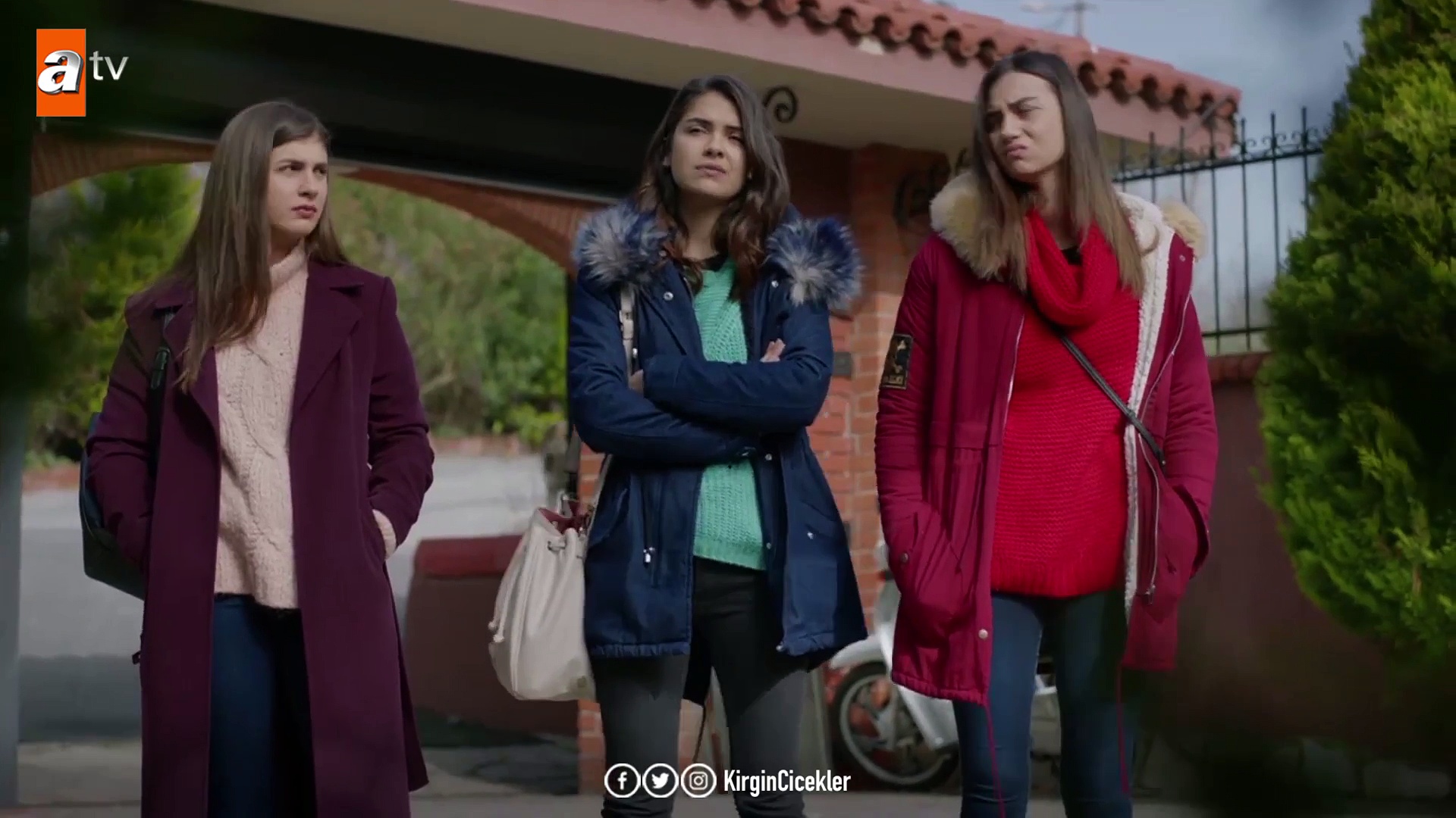 Kırgın Çiçekler111.Bölüm Sahneler