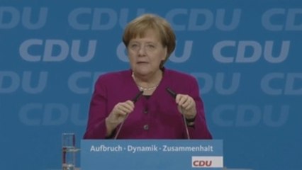 Merkel cohesiona a sus filas para un cuarto mandato y encarrila su sucesión