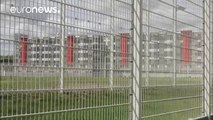 France: phones in prison cells