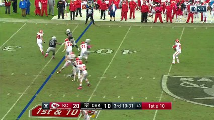 2016 - Alex Smith connects with Spencer Ware for 30-yard gain
