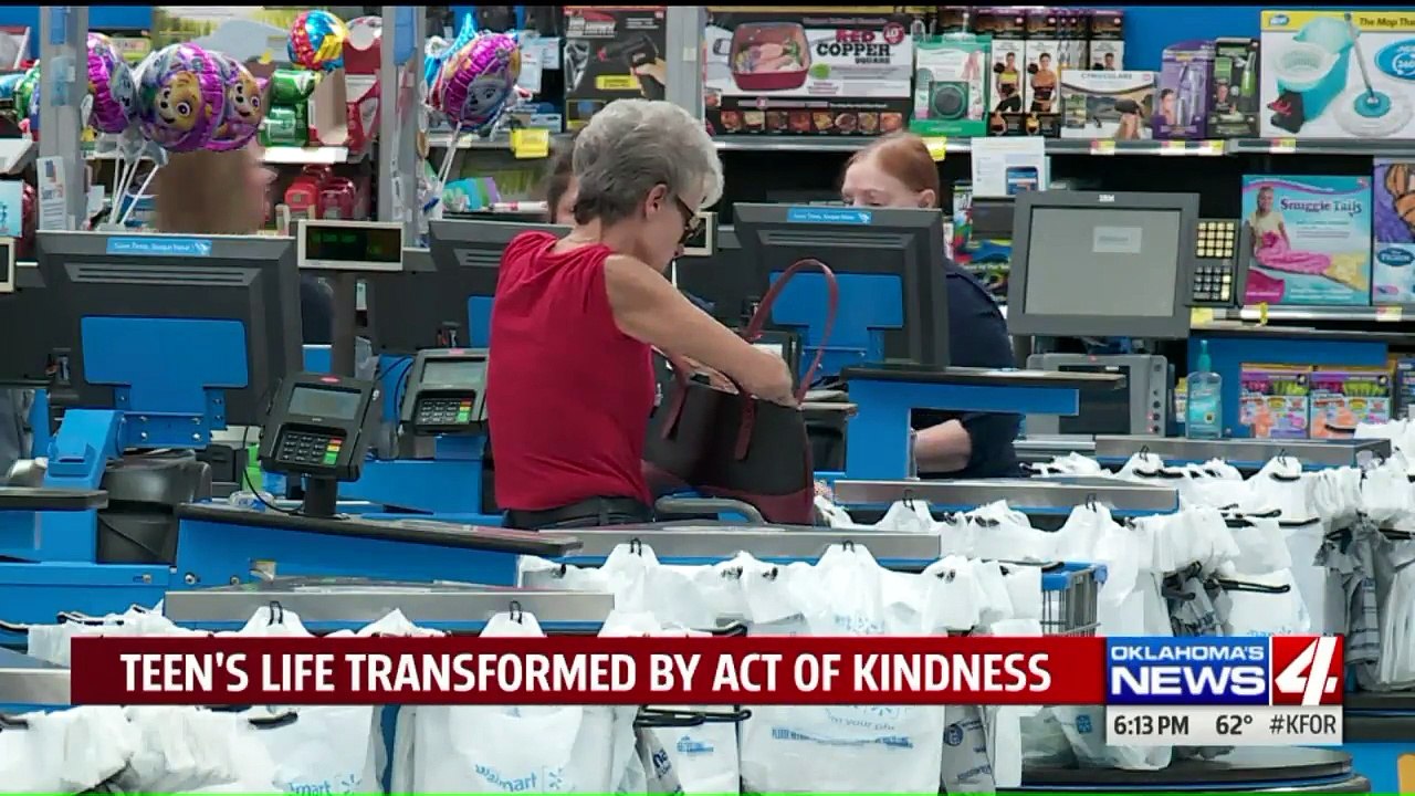 Former Walmart Clerk`s Life Changed After Act of Kindness Went Vira