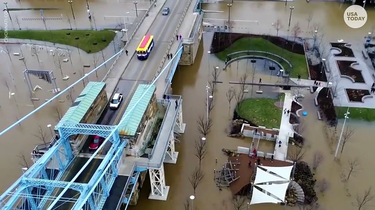 Drone captures dramatic Ohio River flooding