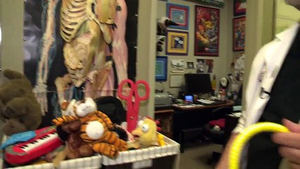 Doctor`s Unique Treatment Method Provides Laughter as Medicine