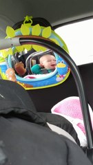 Comment calmer son bébé ? Passez sa musique préférée c'est instantané ! Smash Smouth - All Star