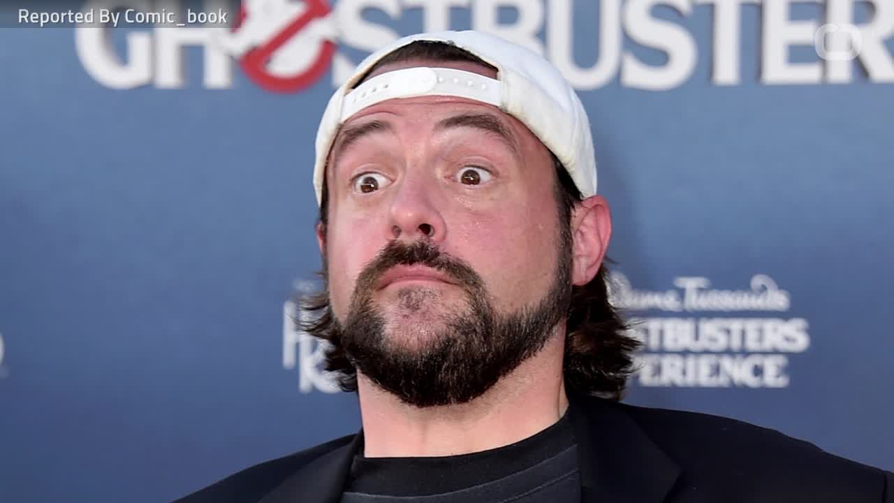 Kevin Smith Suffers Massive Heart Attack