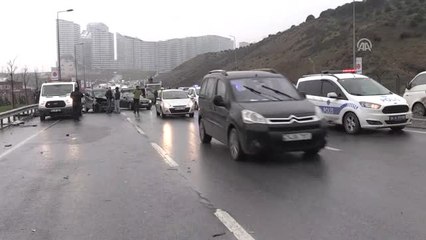 Bağcılar'da Zincirleme Trafik Kazası: 10 Yaralı - İstanbul