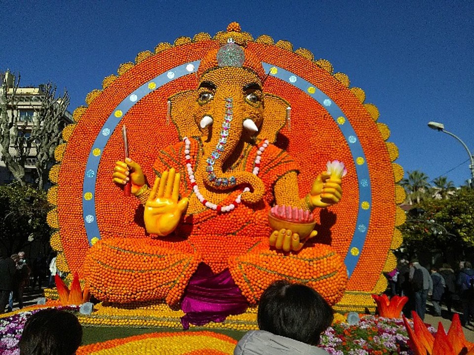 ARCUS EN BALADE  à la 85 eme fête des citrons à MENTON.