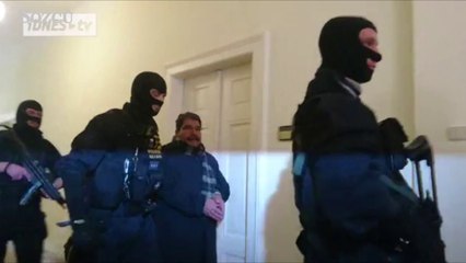 Salih Müslim mahkemeye götürülüyor