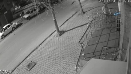 PTT hırsızları güvenlik kamerasında