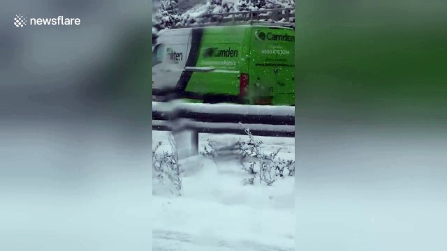 Major Essex road blocked as 17 cars crash in pile-up