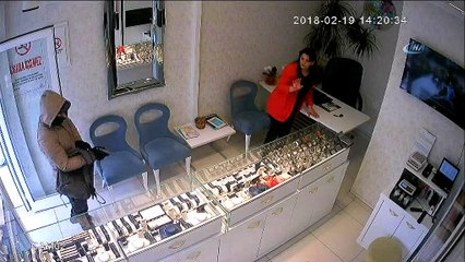 Konya'da kuyumcudan 100 bin liralık soygun yapan şüpheli yakalandı