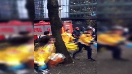 İTÜ Ayazağa Metrosunun yürüyen merdiveninde göçme meydana geldi