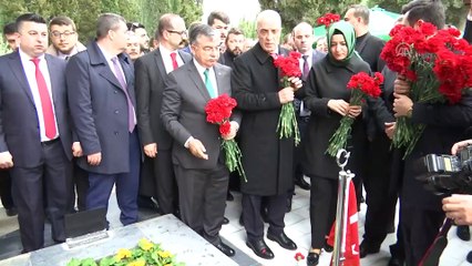 Bakanlar Kaya ve Yılmaz, maden şehitliğini ziyaret etti - MANİSA