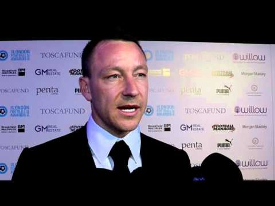 John Terry says he won't give up on a new contract at Chelsea