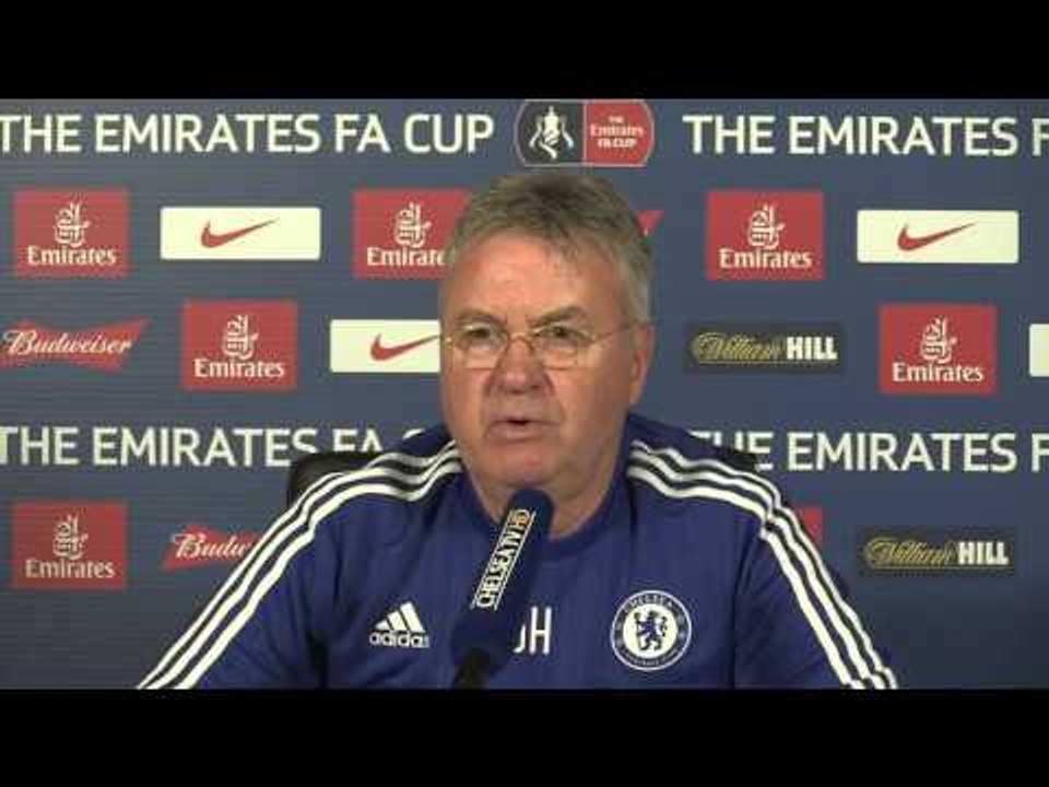 Hazard does not want to leave, but he has to step up, says Hiddink