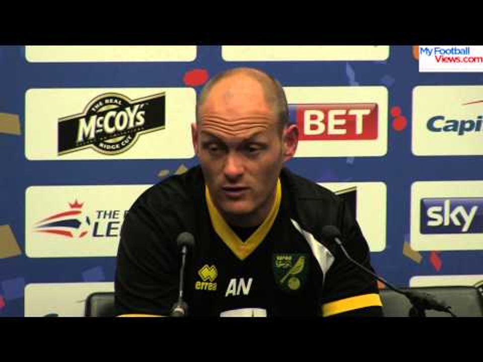 Alex Neil: I won't register as a player for Premier League