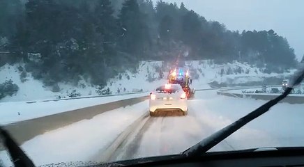 Neige : des poids lourds bloqués à Bocognano