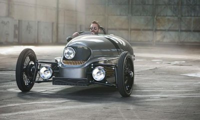 The Morgan EV3 سيارة مبتكرة تعمل بالكهرباء