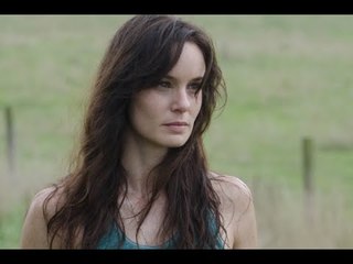 10 Awesome TV Shows With One Awful Character