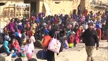 Battle for Mosul: civilians flee as Iraqi troops push deeper into ISIL held areas