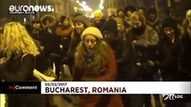 Romanian protesters dance as demonstrations enter their sixth day