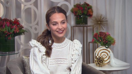 "Tomb Raider" Star Alicia Vikander Gets Raided By E!