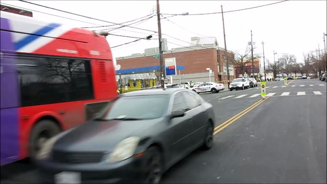 WASHINGTON DC HOOD SHOOTING SCENE STORE VISIT