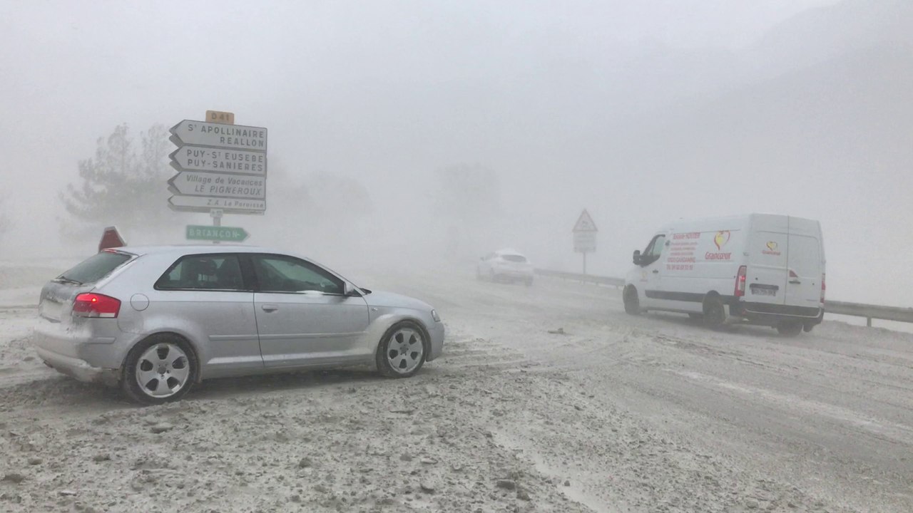Circulation difficile au pont de Savines-le-Lac