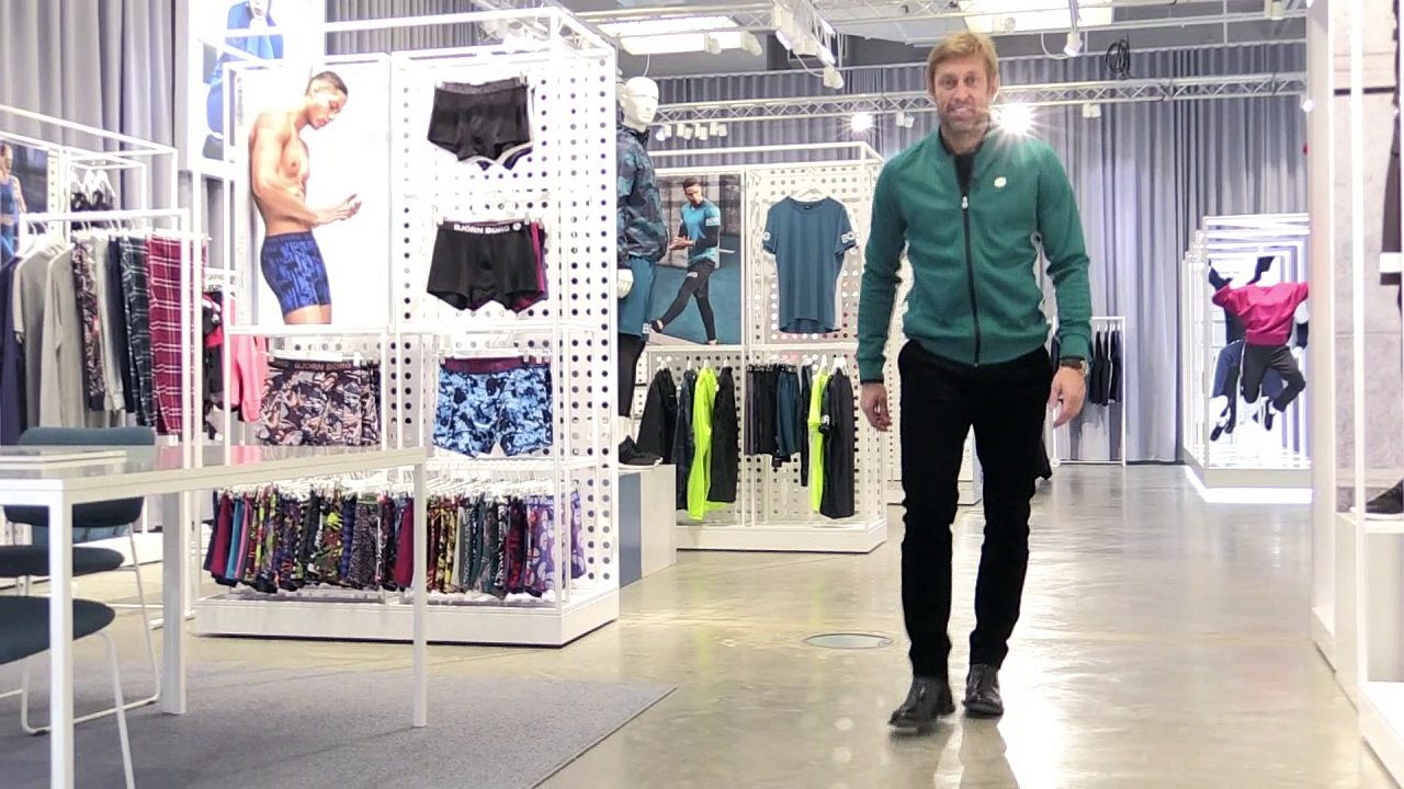 Mandatory exercise at the office, Sweden's latest craze