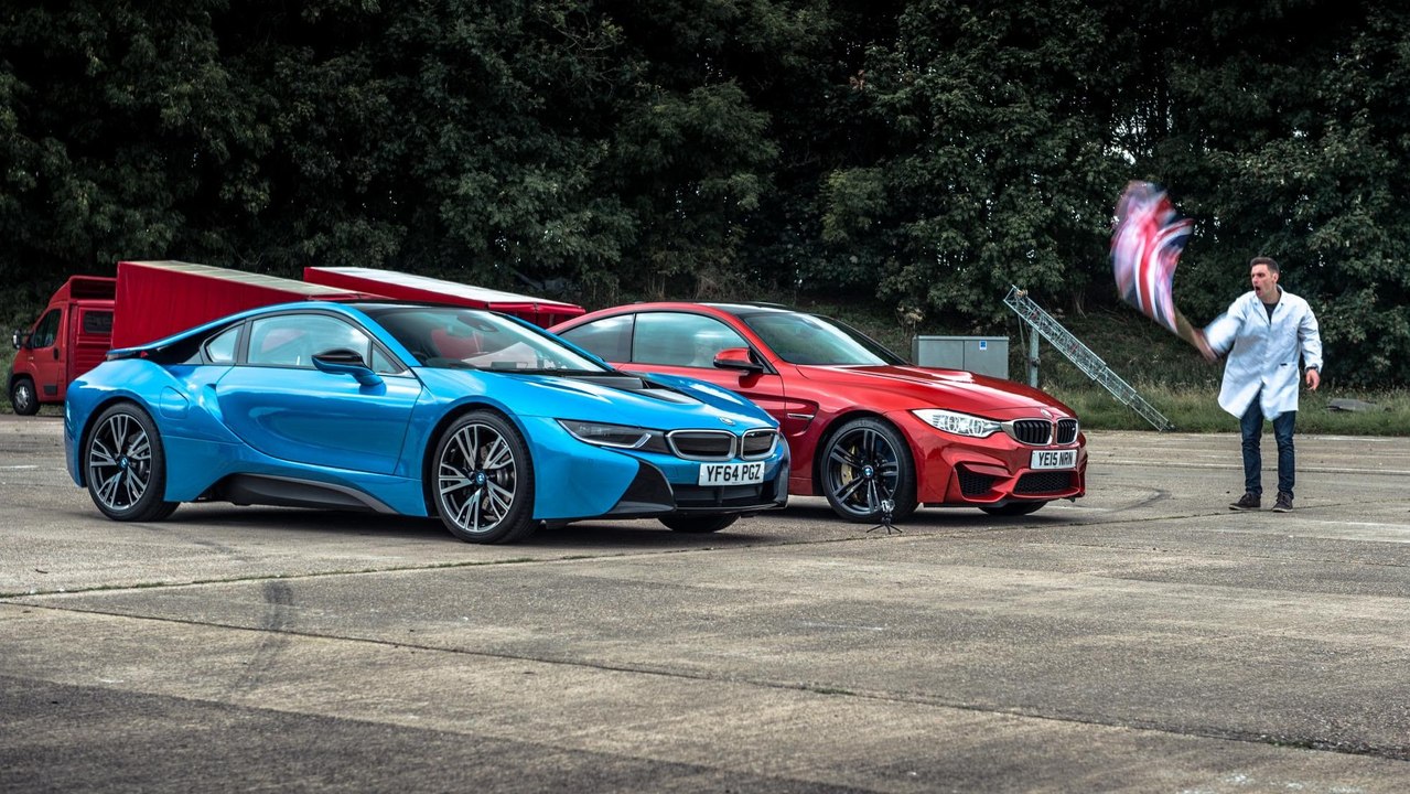 BMW i8 vs BMW M4 | Top Gear - Drag Races