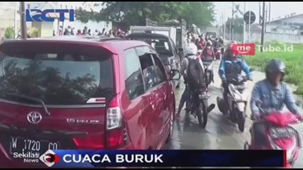 Kawasan Industri di Surabaya Terendam Banjir, Banyak Motor Mogok