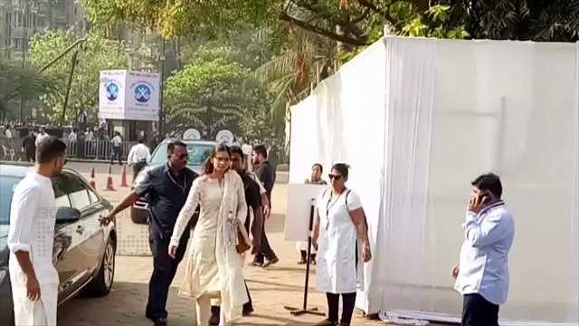 Aishwarya Rai, Jaya Bachchan, Shweta Nanda At Sridevi's Shradhanjali