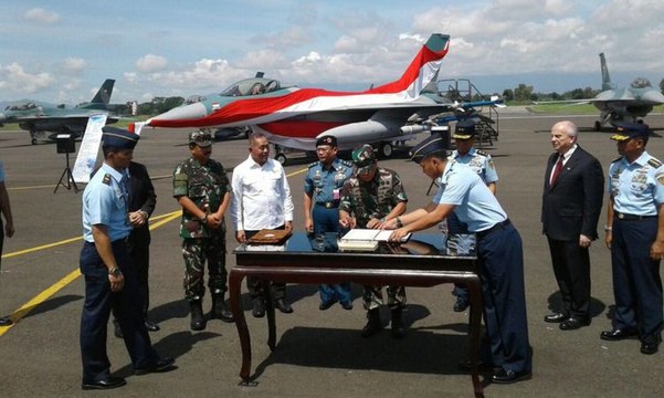 Penyerahan Pesawat F-16 dari Amerika Serikat