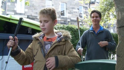 Görme Engelliler 'Yarasalar Gibi' Yankıyla Yollarını Buluyor