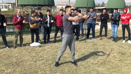 Elazığlı Yuri Boyka: Ramazan Temizkan'ın Dövüş Teknikleri ve Spor Başarıları 🥋