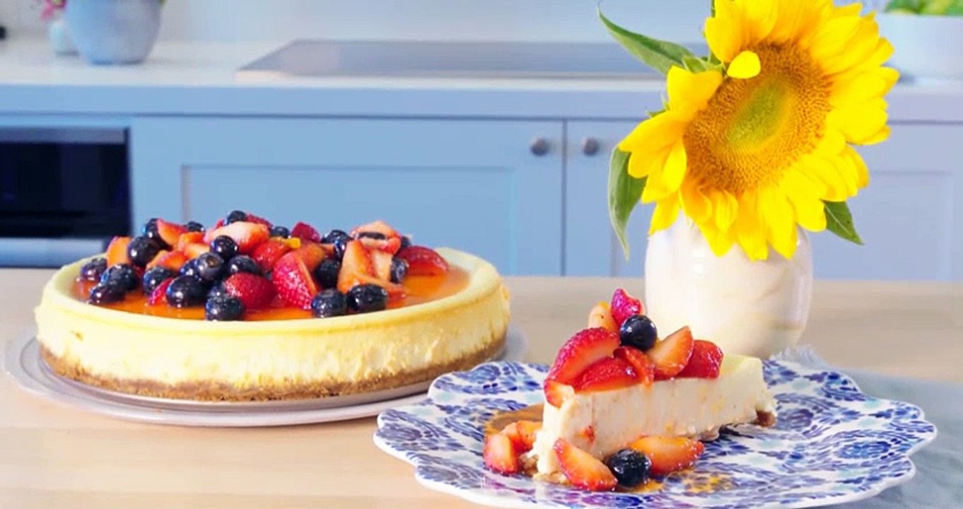 How to Make the Perfect Cheesecake From Scratch