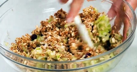 How to Make Apple Pie Energy Bites