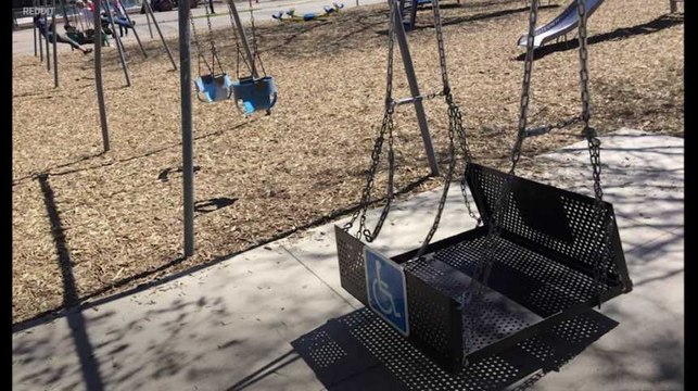 Ces aires de jeux sont conçues pour les enfants handicapés