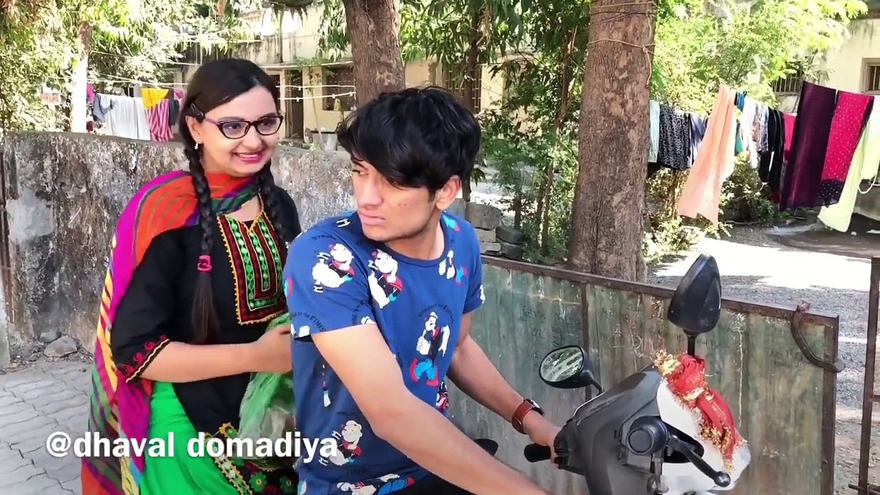 લગન  પેલા  છોકરી ને  બાઇર  ફરવા  લઈ  ગયો    dhaval  domadiya