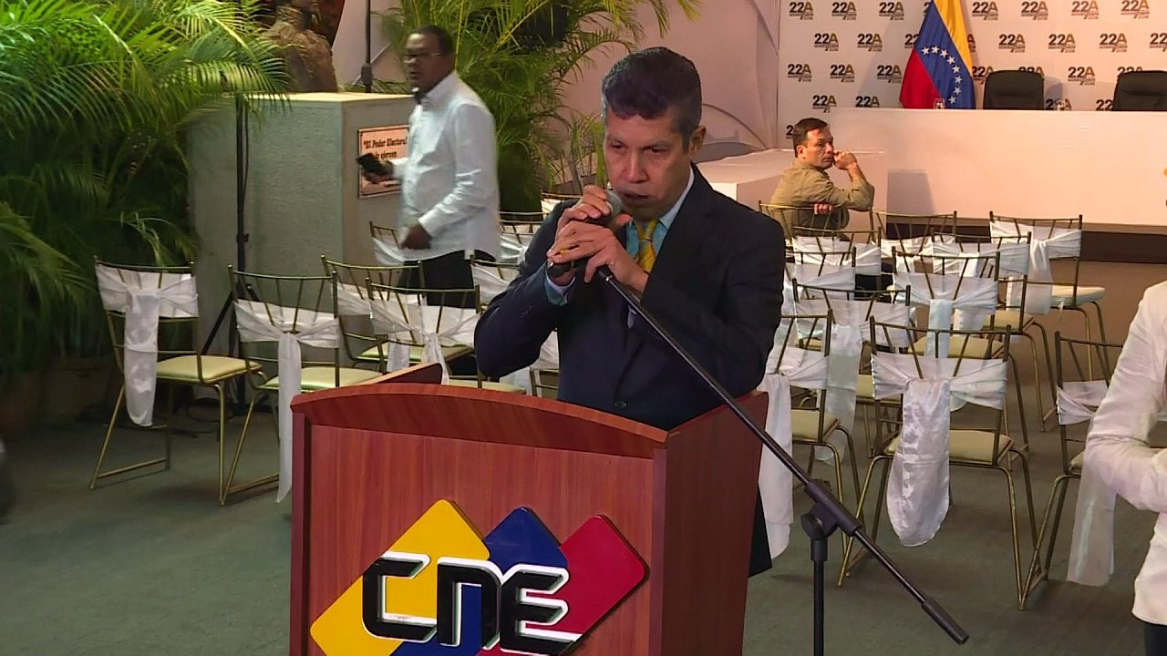 Opositor registra candidatura na Venezuela