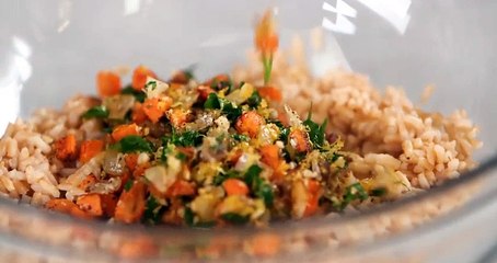 How to Make Parslied Brown Rice Pilaf