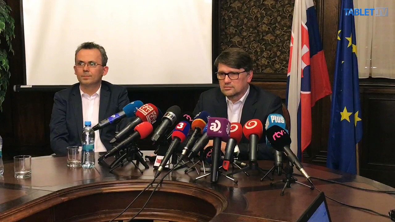 ZÁZNAM: Maďarič odstúpil z funkcie ministra kultúry
