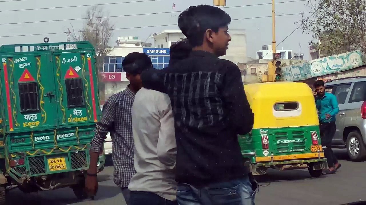 Oo Ye Kya Bol Diya !! Ladki Se Ye Kya Bol Diya !! Prank !! By SA Vines