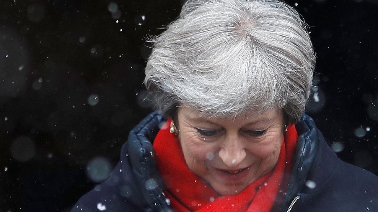 May lehnt Brexit-Vertragsentwurf entschieden ab