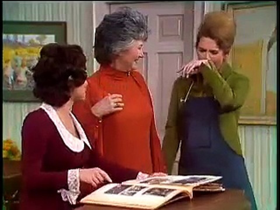 Maude S01E20 "Maude's Good Deed"
