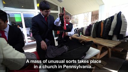 Pennsylvania church blesses couples bearing semi-automatic guns